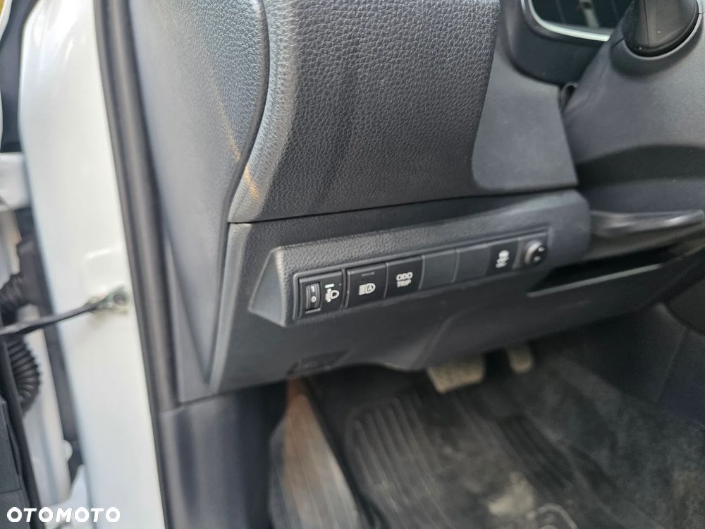 Toyota Corolla 1.8 Hybrid GPF Comfort - 11