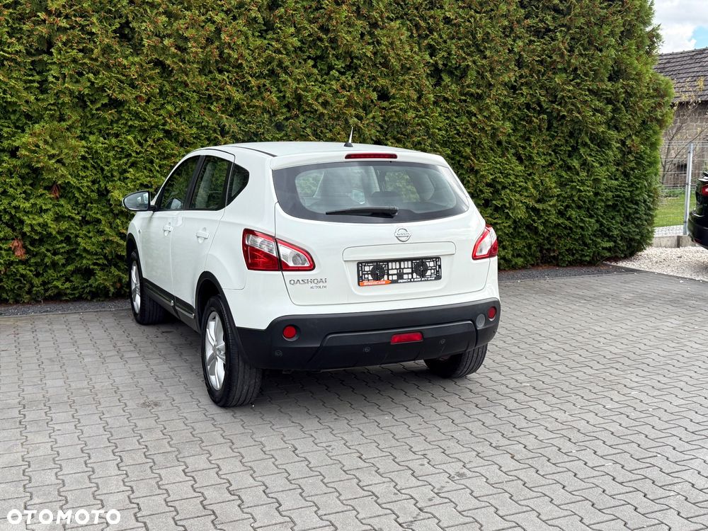 Nissan Qashqai - 4