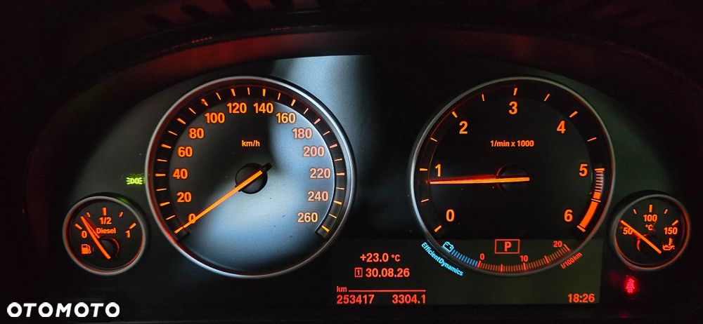 BMW Seria 5 520d - 26