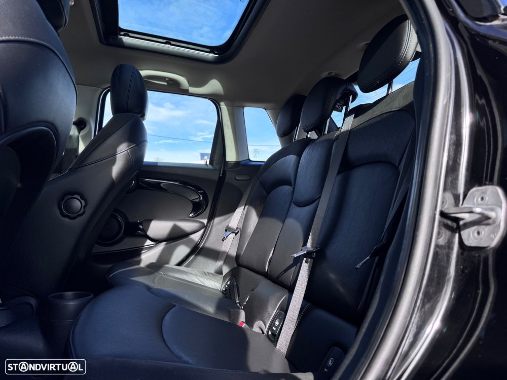 MINI 5 Portas Cooper D Aut. Seven Chili - 9