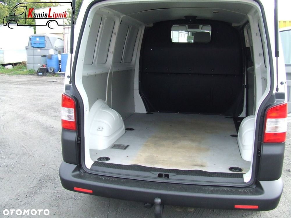 Volkswagen T5 - 18