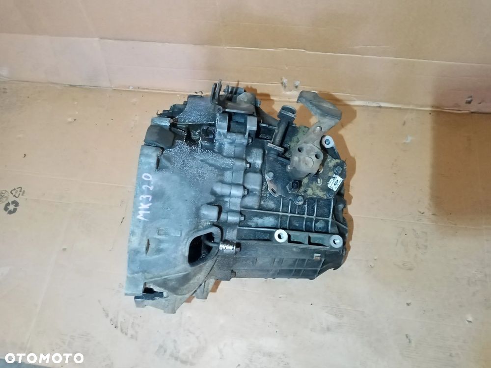 Skrzynia biegów manualna Ford Mondeo MK3 2.0 16V 1S7R7002BC - 1