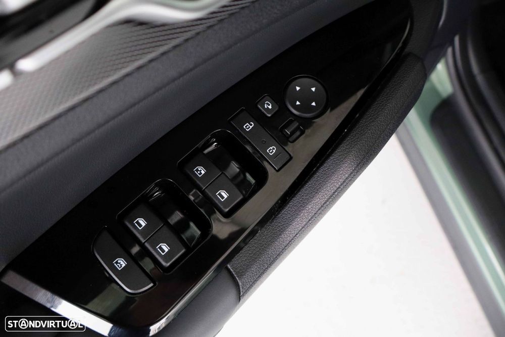 Kia Sportage 1.6 T-GDi PHEV Tech - 15