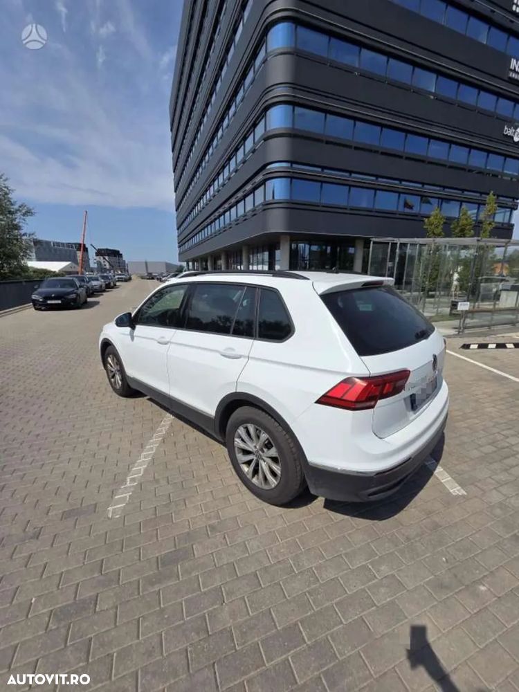 Volkswagen Tiguan - 4