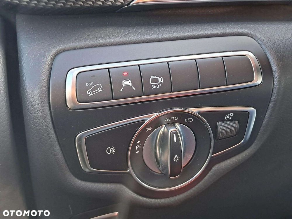 Mercedes-Benz Klasa V 300 d 4-Matic Avantgarde 9G-Tronic (d³ugi) - 14