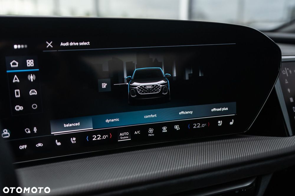 Audi Q5 Sportback - 30