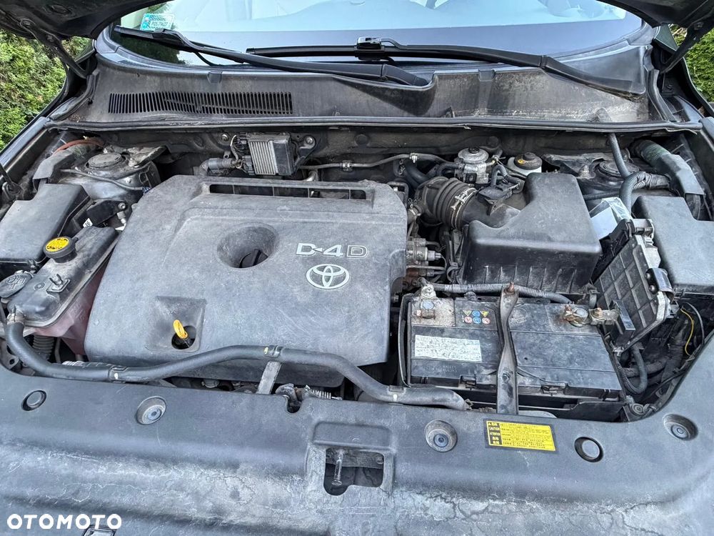Toyota RAV4 2.2 D-4D 4x4 - 22