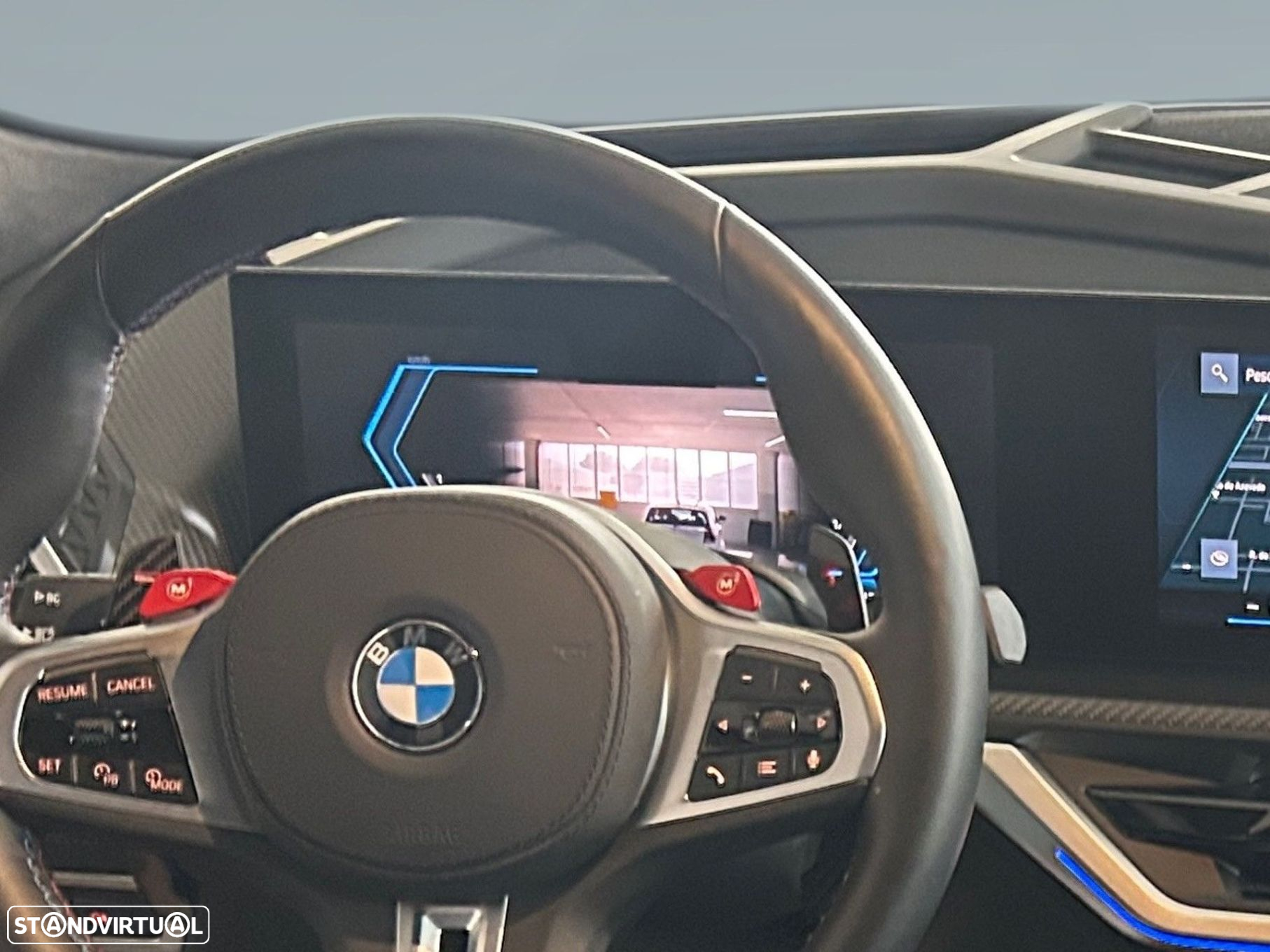 BMW XM 50e - 13