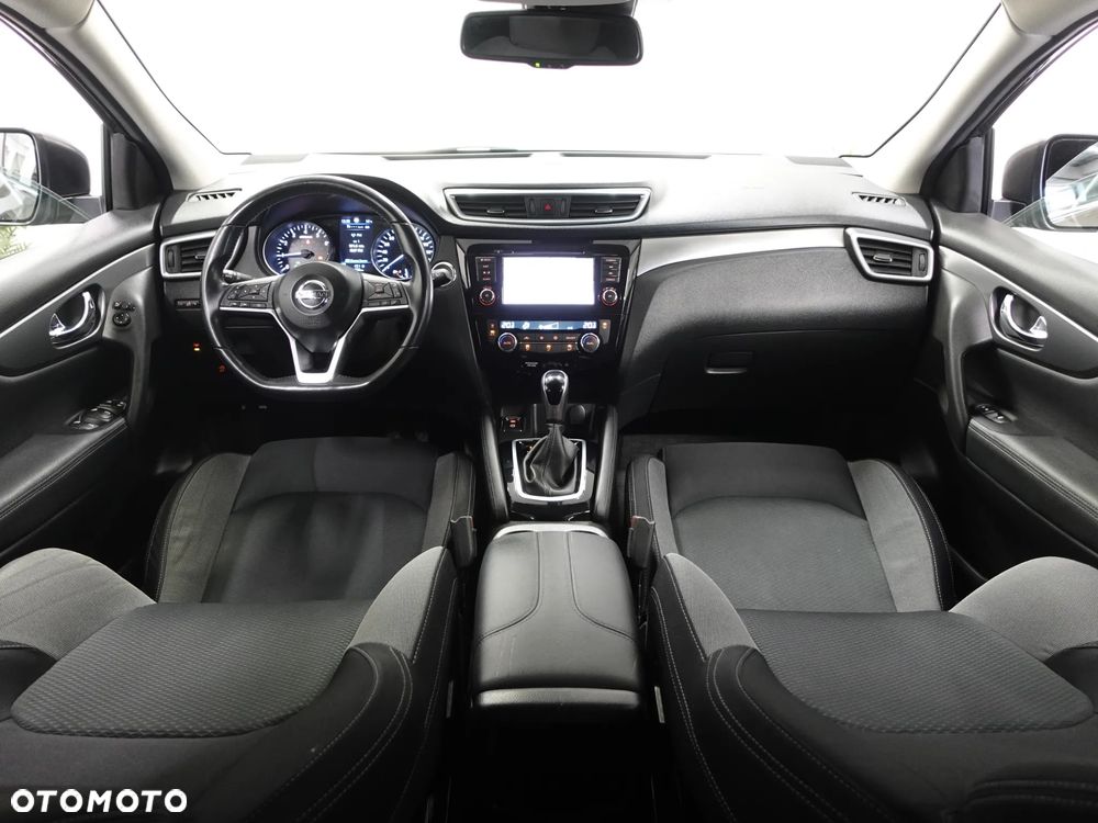 Nissan Qashqai 1.3 DIG-T DCT N-WAY - 27