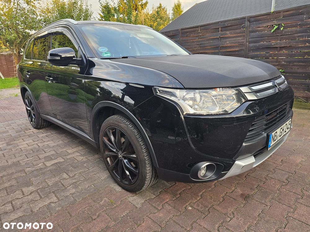 Mitsubishi Outlander 2.2 DI-D 4WD Diamant Edition - 2