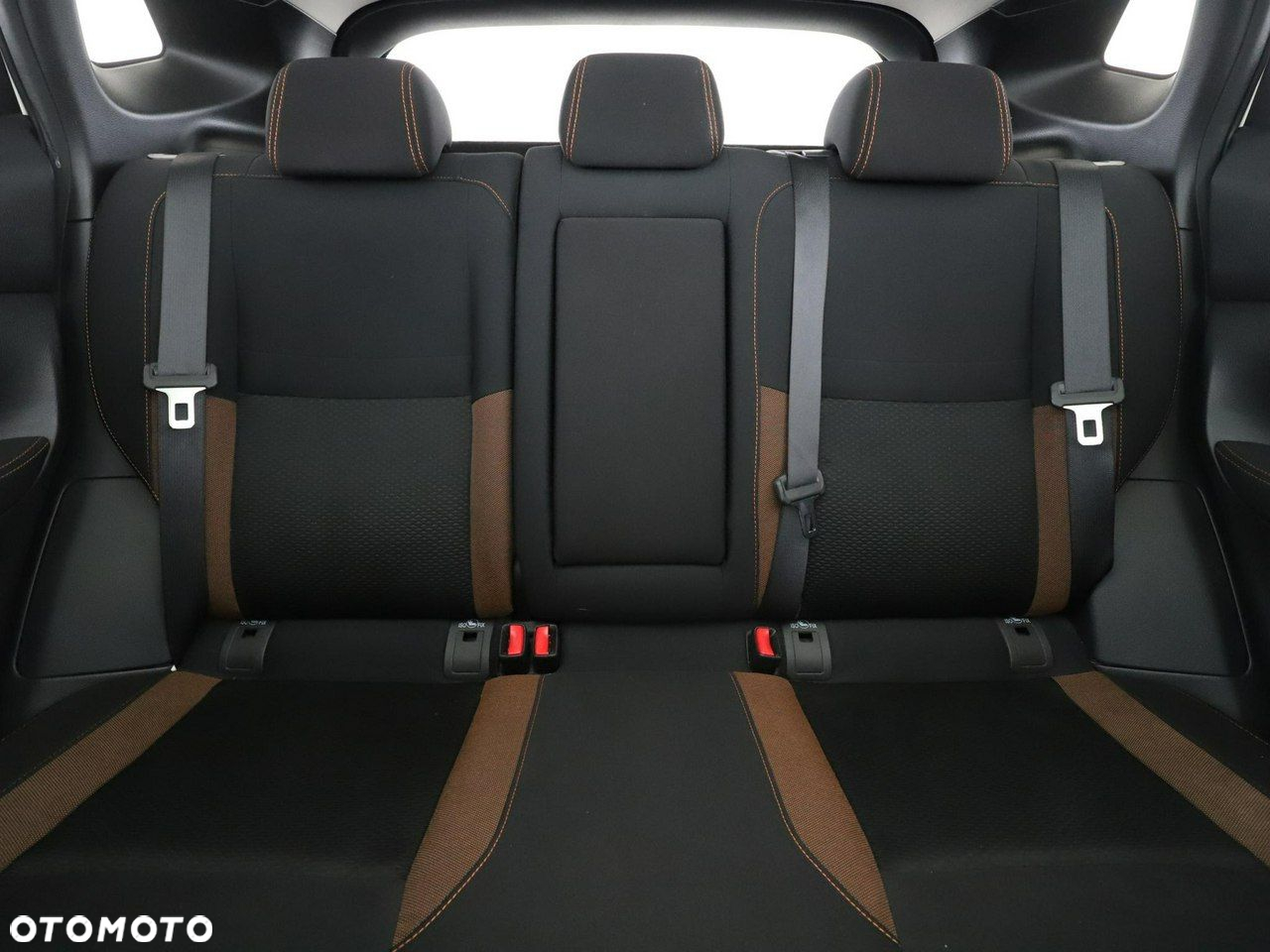 Nissan Qashqai 1.7 dCi N-Connecta - 18