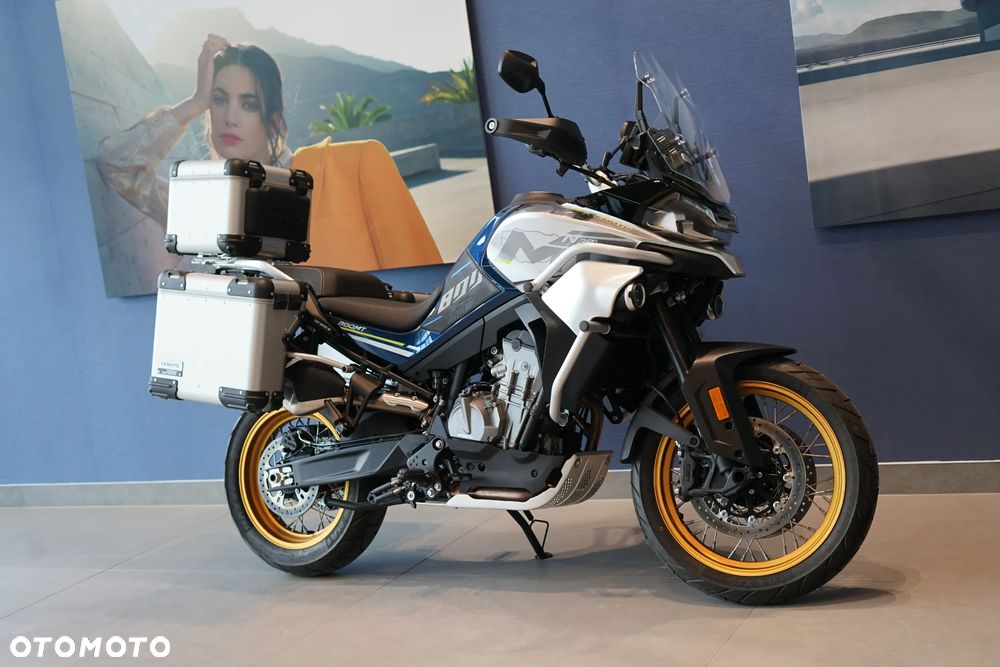 CFMoto 800MT Touring - 9