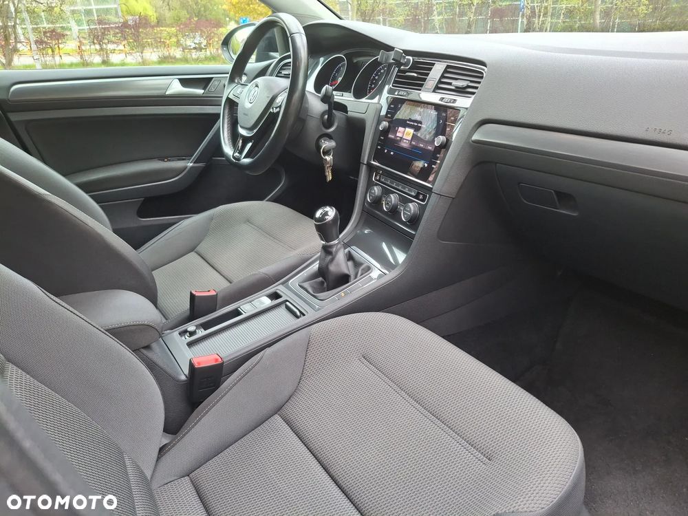 Volkswagen Golf 1.4 TSI BMT Comfortline - 20