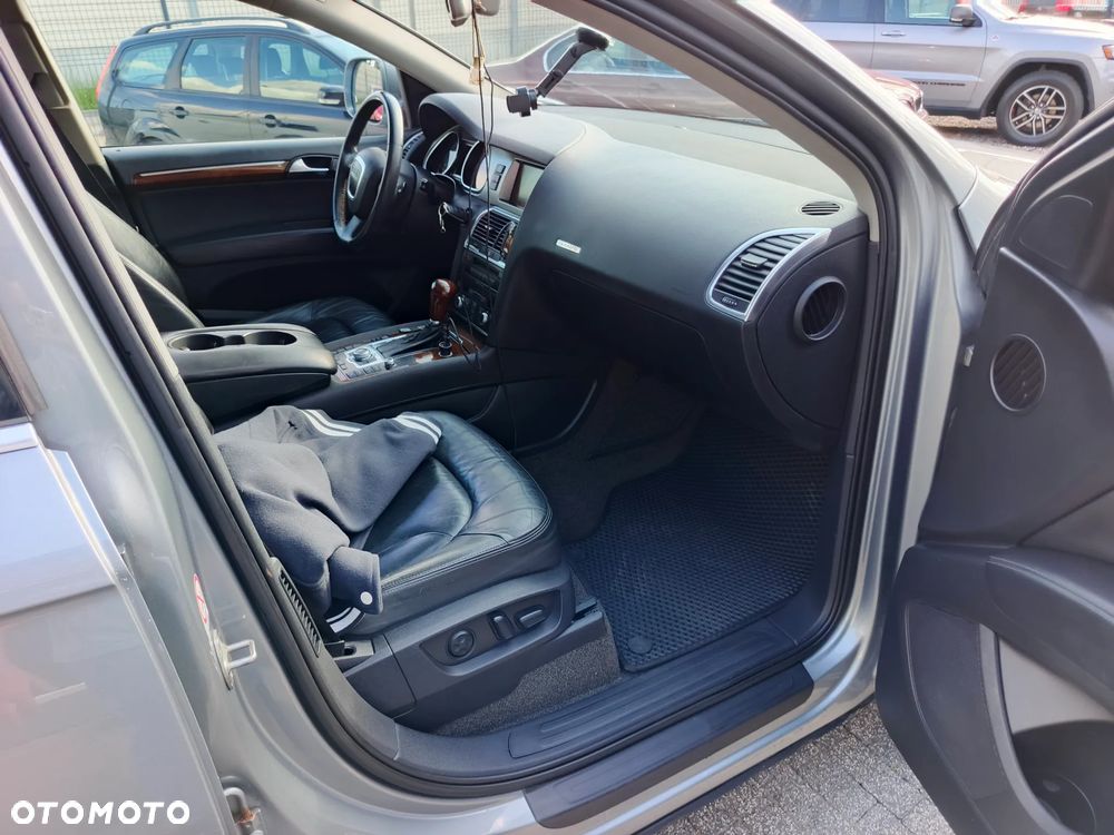 Audi Q7 3.0 TDI Quattro Tiptronic - 16