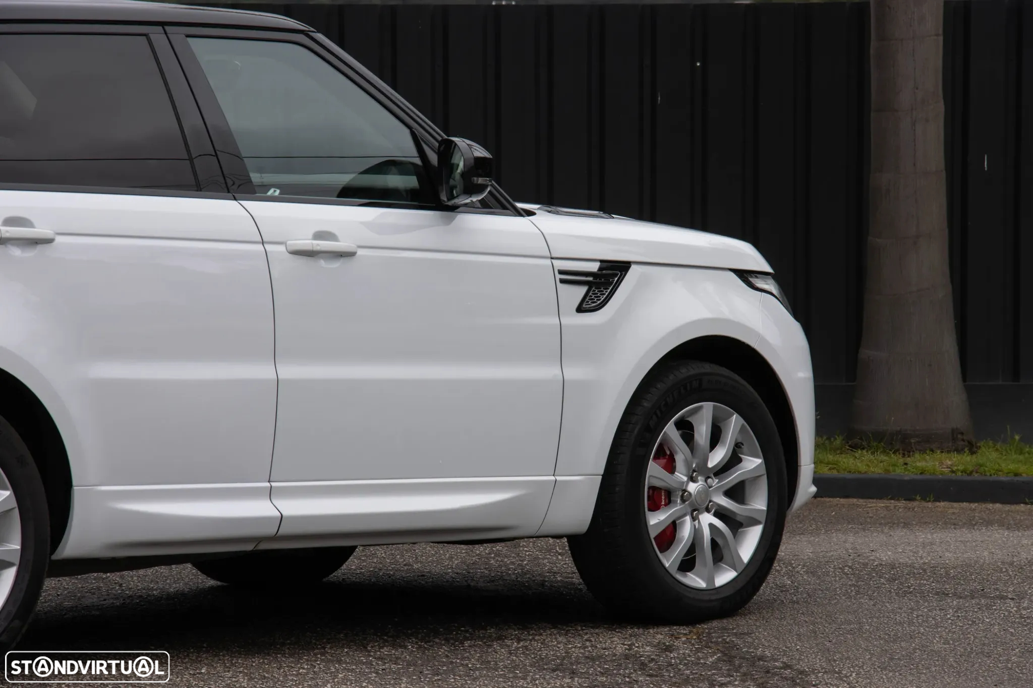 Land Rover Range Rover 4.4 SDV8 Autobiography - 21