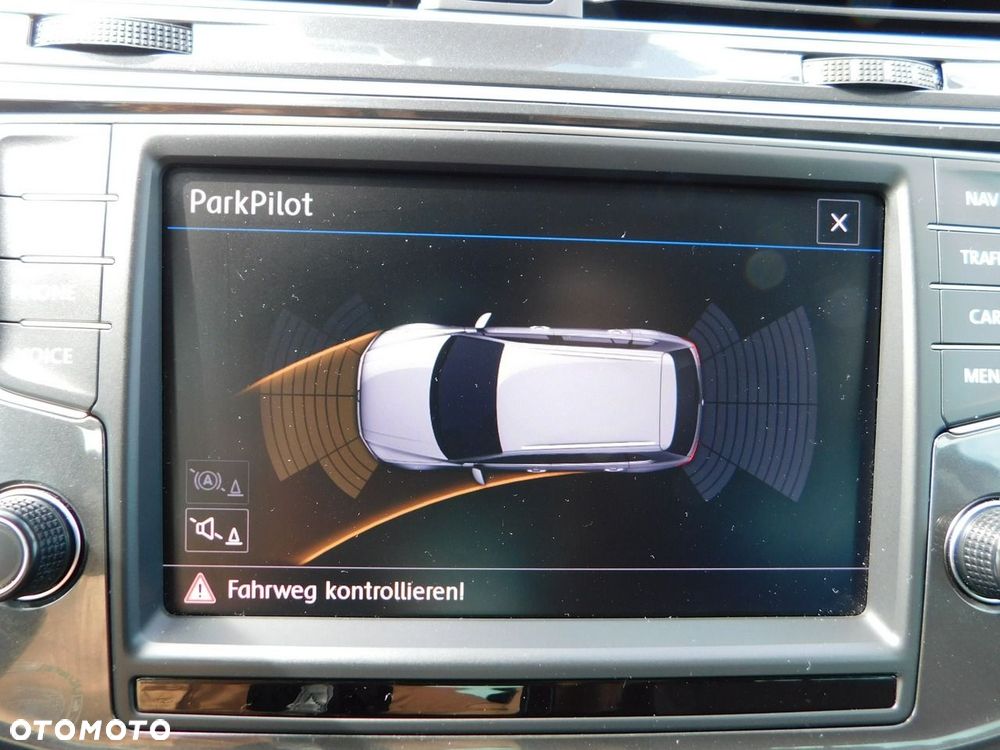 Volkswagen Tiguan 2.0 TDI SCR 4MotION DSG Elegance - 10