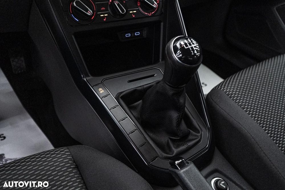 Volkswagen Polo 1.0 Comfortline - 15