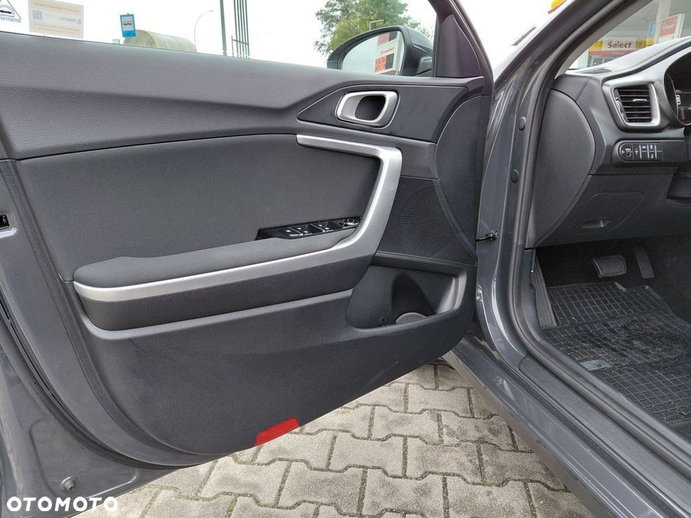 Kia Ceed 1.5 T-GDI M DCT - 10