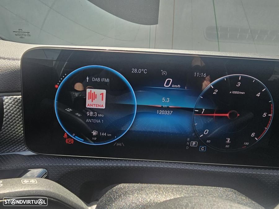 Mercedes-Benz CLA 180 d Shooting Brake Progressive Aut. - 36