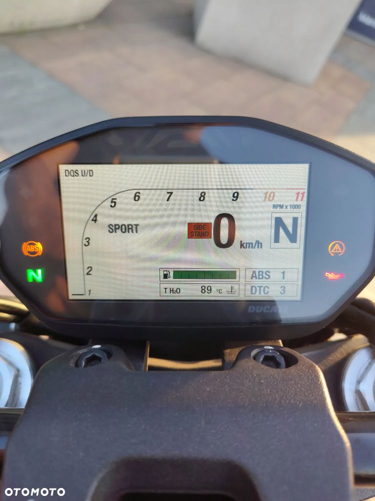 Ducati Monster - 13