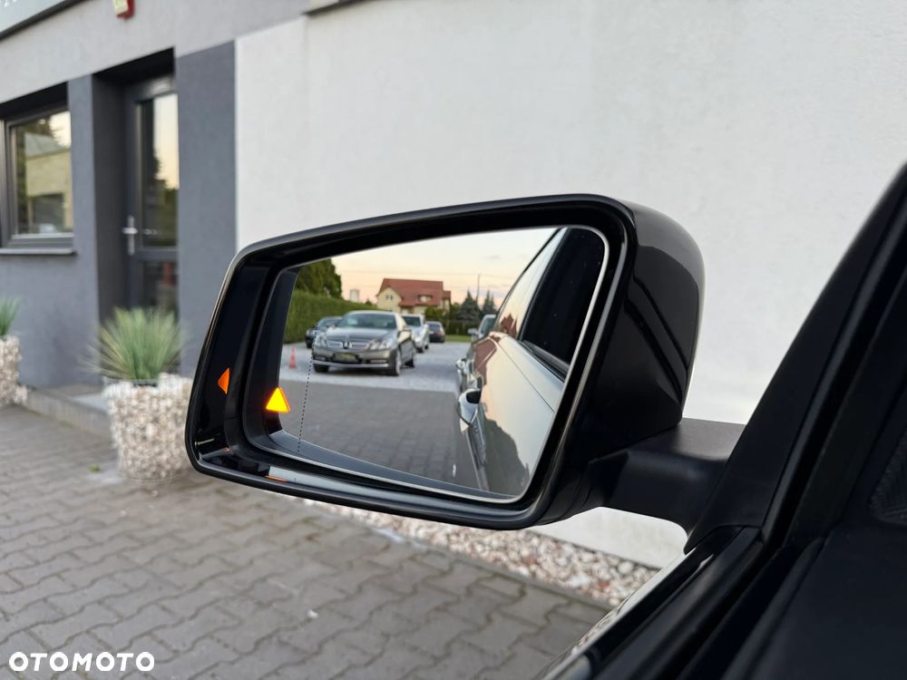 Mercedes-Benz CLA 180 7G-DCT AMG Line - 23