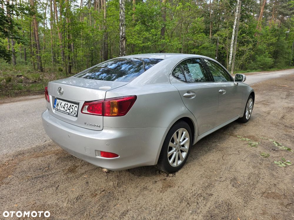 Lexus IS 220 D Comfort - 12