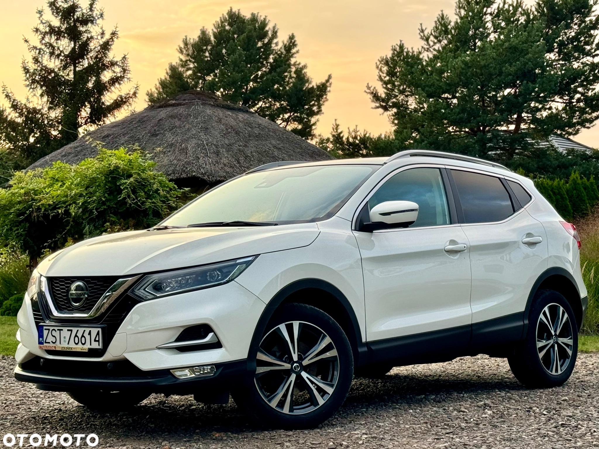 Nissan Qashqai 1.2 DIG-T Xtronic N-Connecta - 2