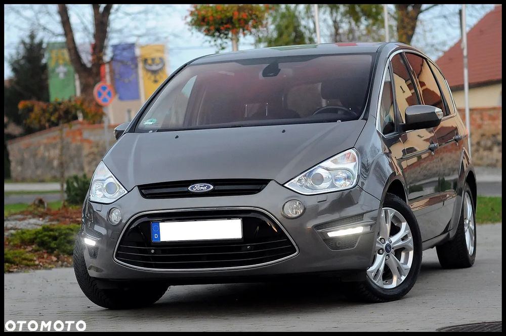 Ford S-Max 2.0 TDCi DPF Titanium X - 13
