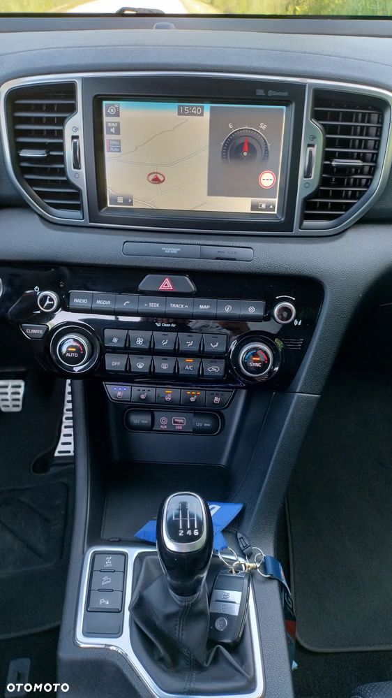 Kia Sportage 2,0 CRDI AWD GT Line - 32