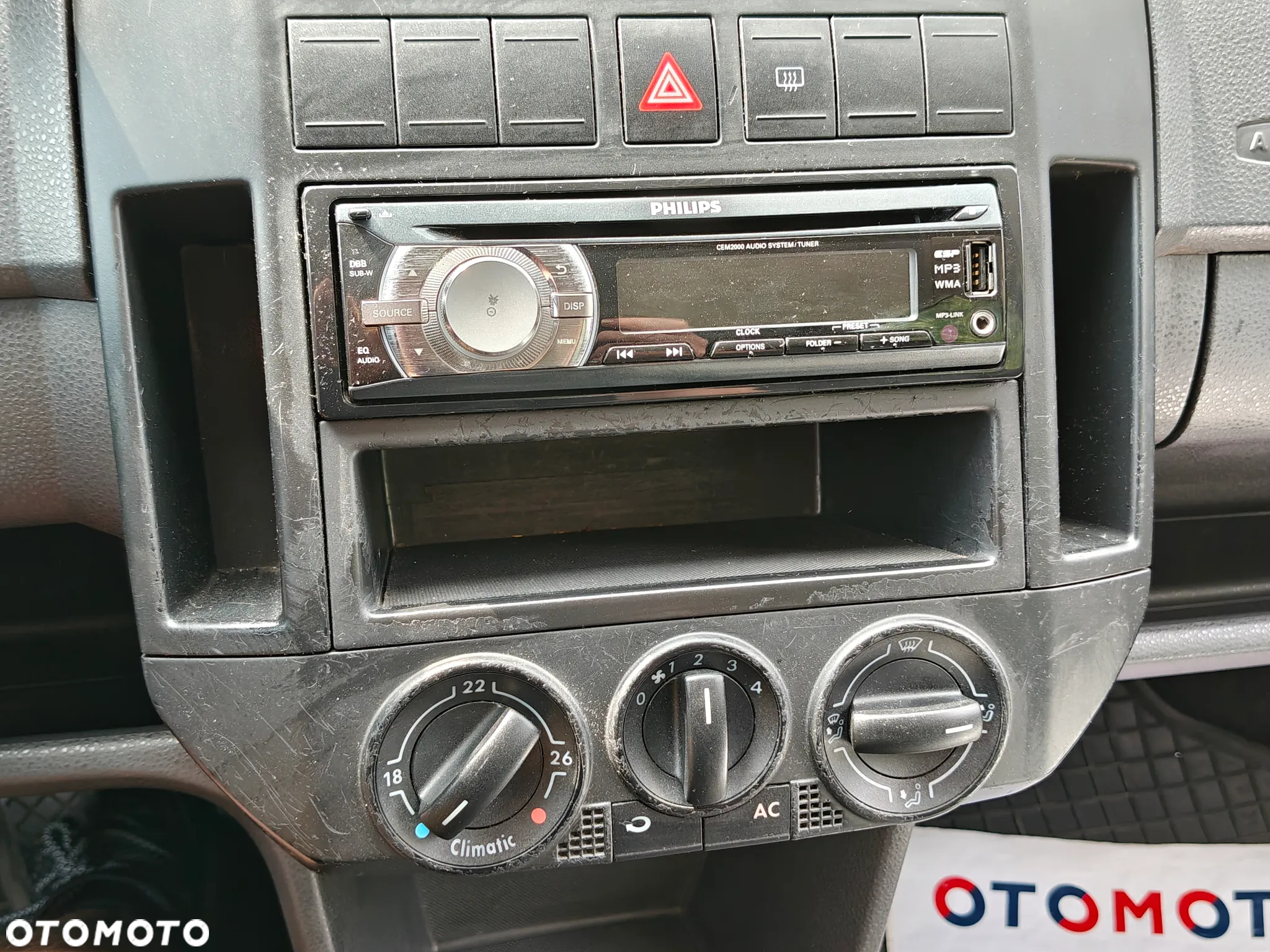 Volkswagen Polo 1.4 TDI Comfortline - 23