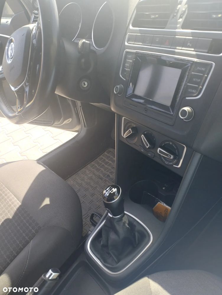 Volkswagen Polo - 9