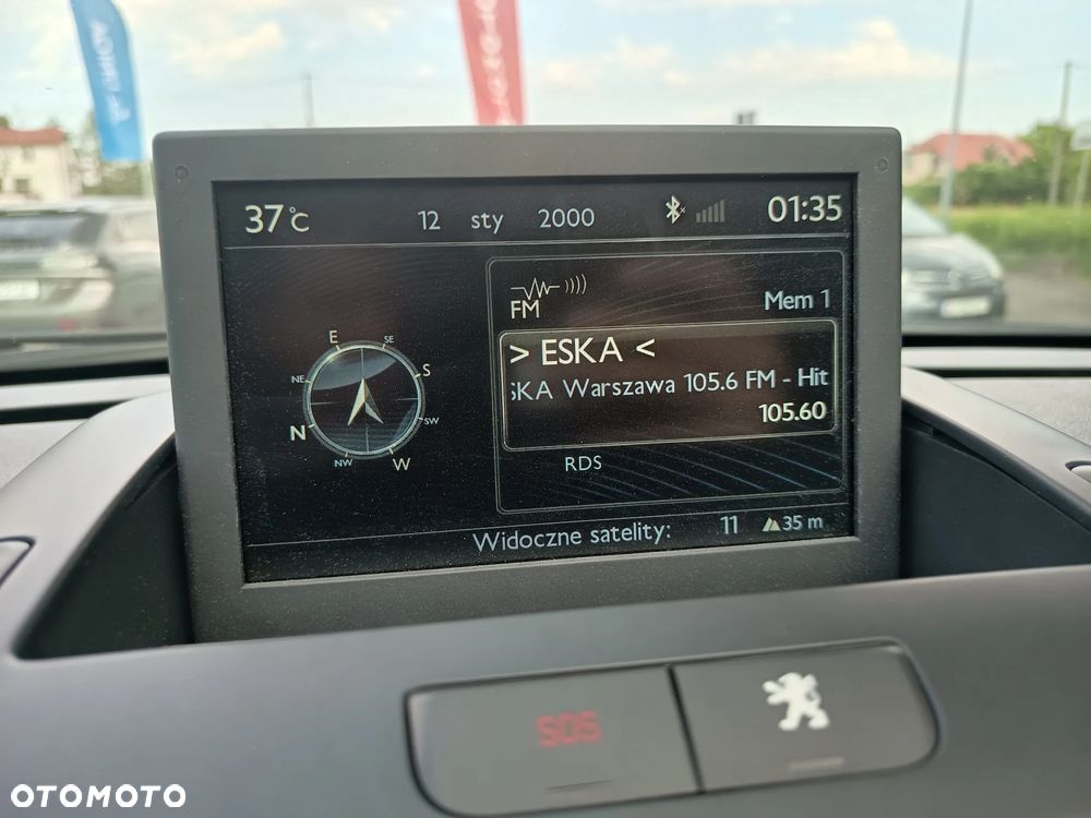 Peugeot 5008 BlueHDI 120 EAT6 Stop & Start Allure - 23