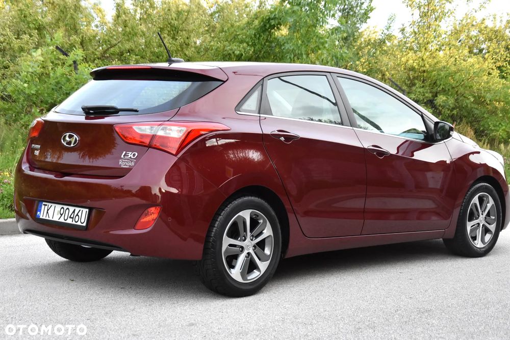 Hyundai i30 blue 1.4 YES Gold - 11