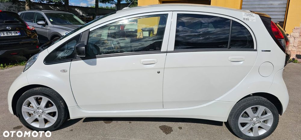 Peugeot iOn Active - 4