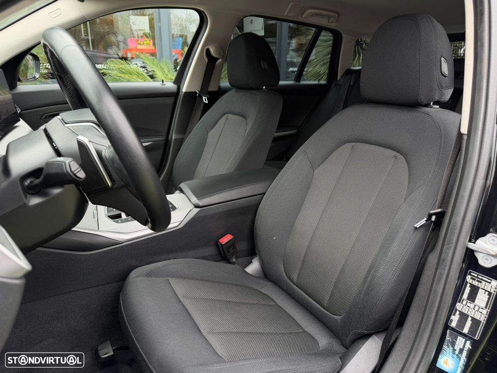 BMW 318 d Auto - 13