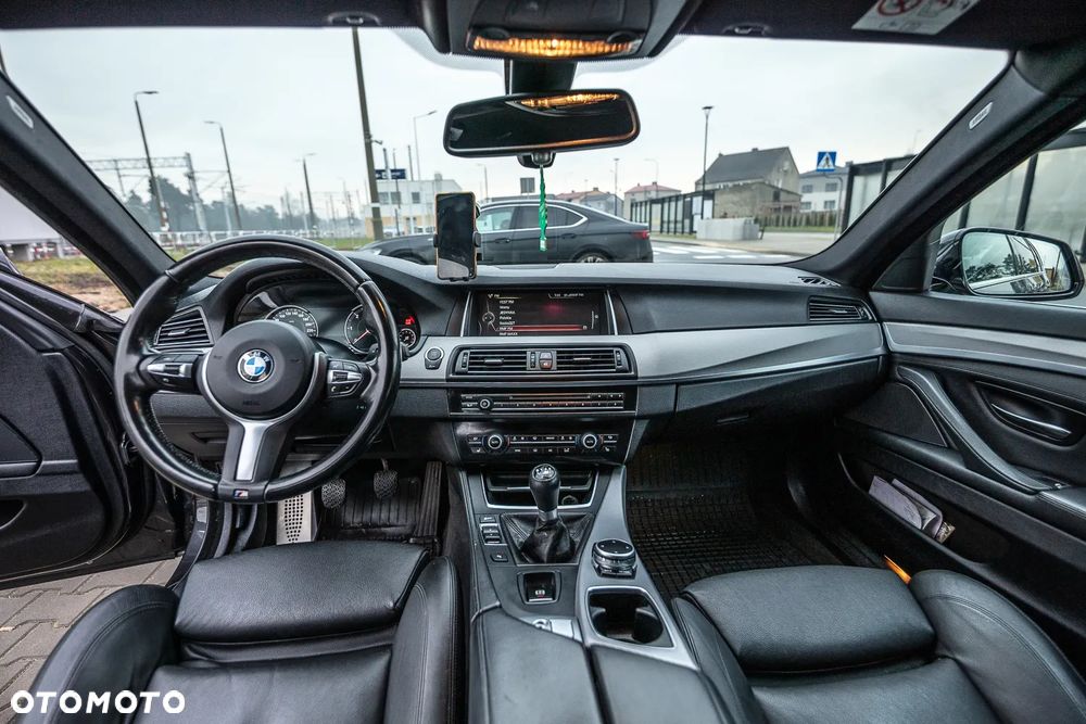 BMW Seria 5 520d - 15