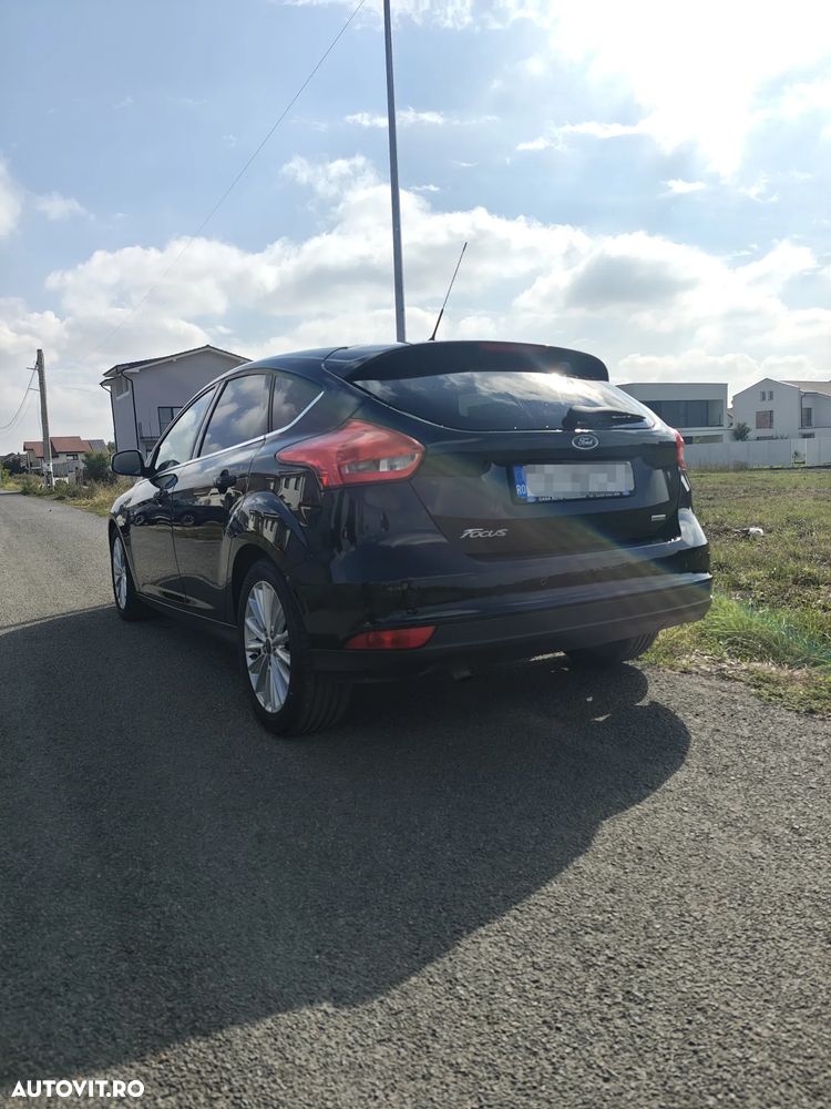 Ford Focus 1.0 EcoBoost Start Stop Titanium - 4