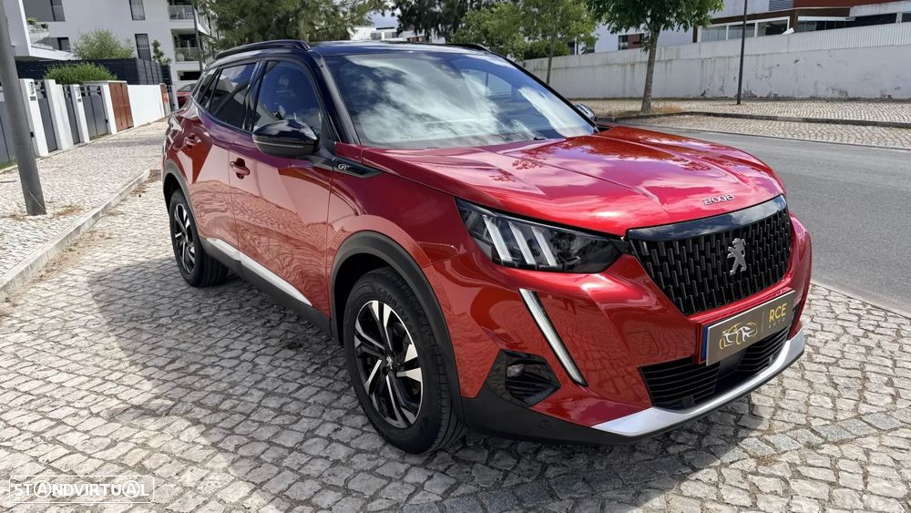 Peugeot 2008 PureTech 130 EAT8 GT - 3