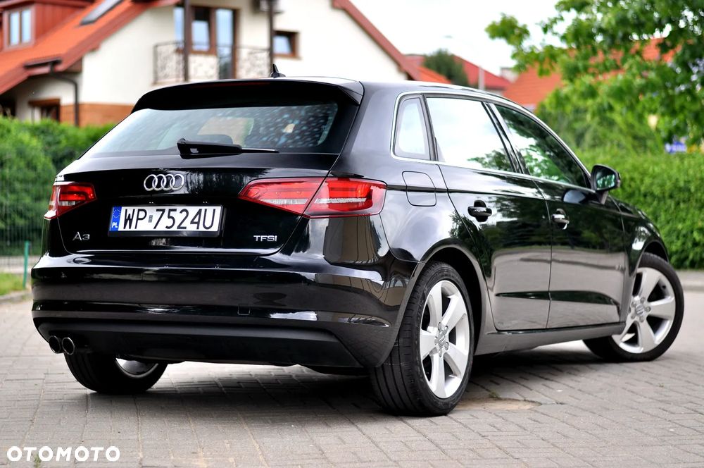 Audi A3 Sportback 1.4 TFSI S tronic Attraction - 4