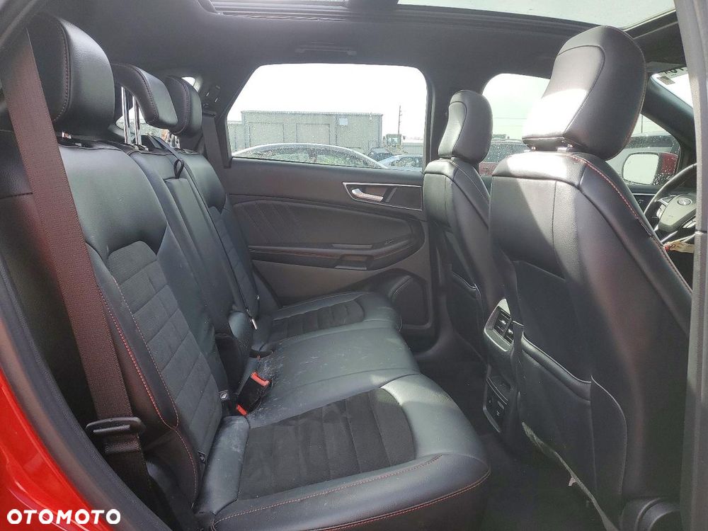 Ford Edge - 12