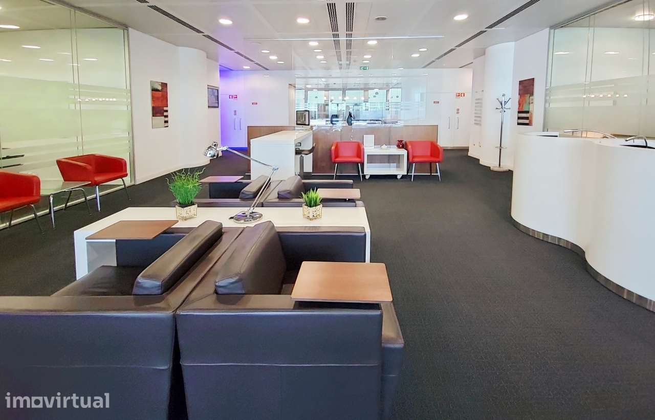 Escritório privado para arrendar na Regus Lisbon, Miraflores - Grande imagem: 5/10