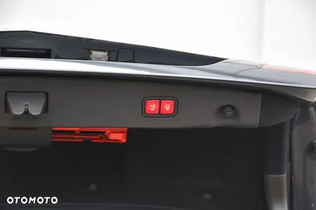 Mercedes-Benz Klasa E 350 CDI DPF 4Matic BlueEFFICIENCY 7G-TRONIC Avantgarde - 39