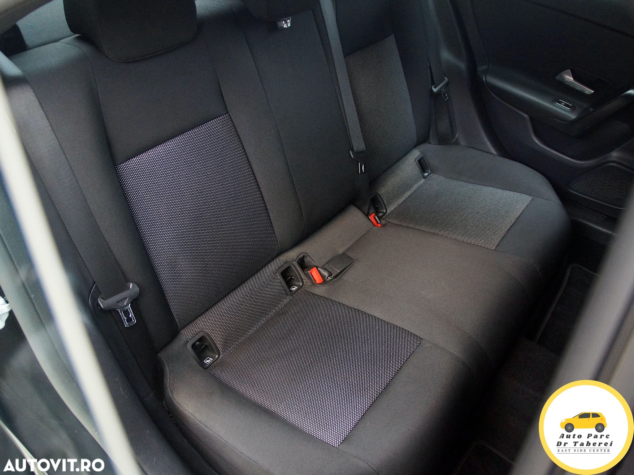 Mercedes-Benz CLA 200 d Coupe Aut. - 31