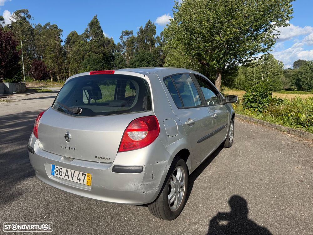 Renault Clio 1.5 dCi Confort - 4
