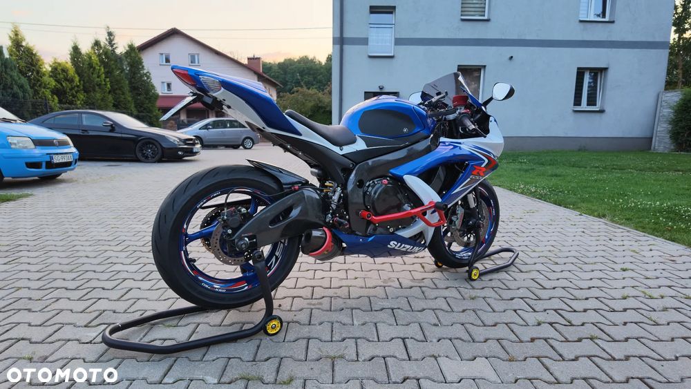 Suzuki GSX-R - 9