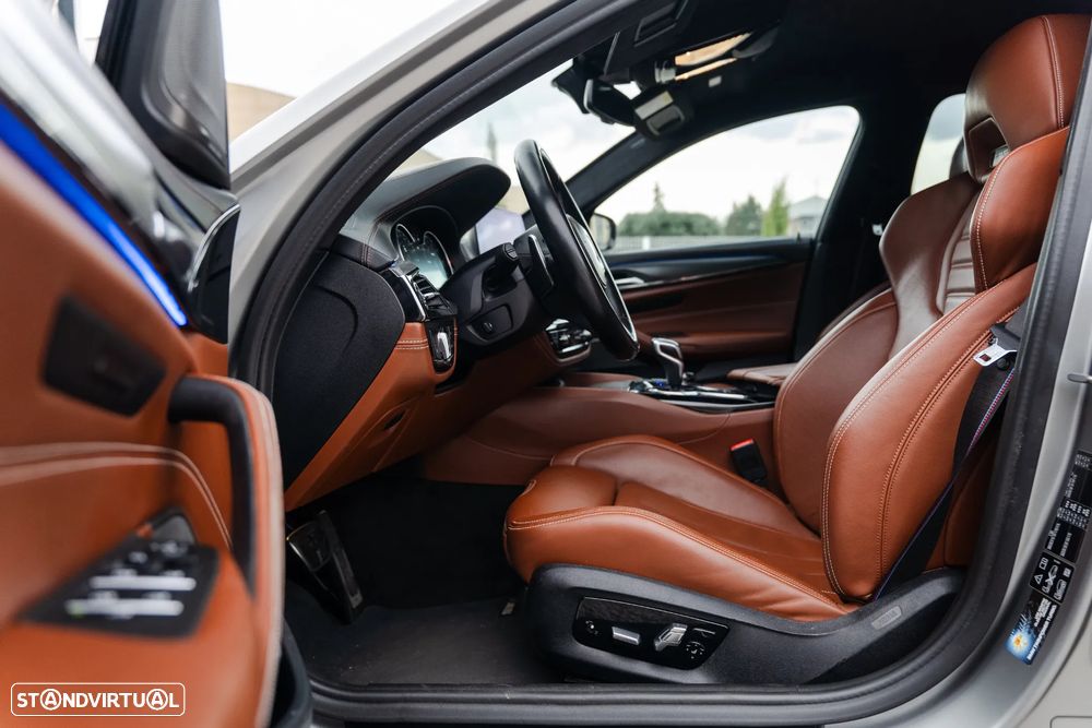 BMW M5 Competition - 15