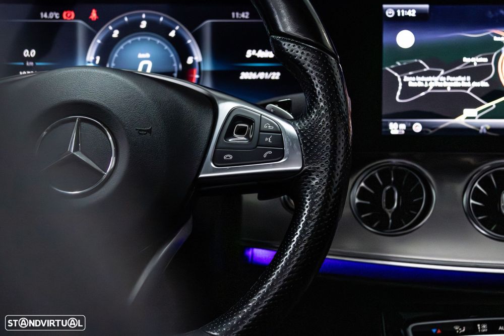 Mercedes-Benz E 220 - 23