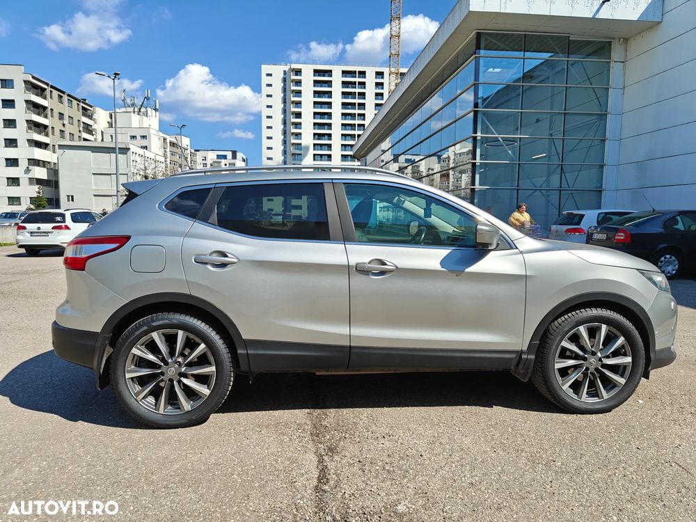 Nissan Qashqai 1.6 DCI Xtronic TEKNA+ - 7