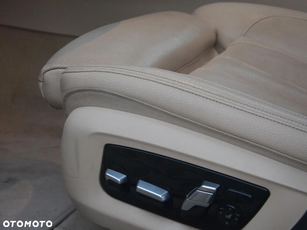 BMW Seria 5 530i xDrive Sport Line sport - 10