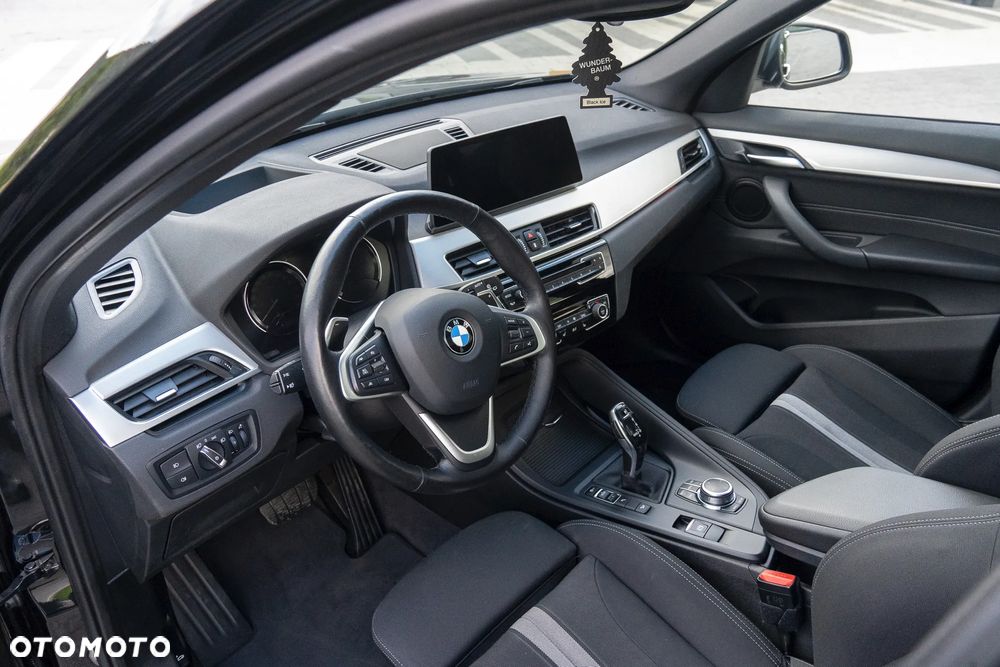 BMW X1 xDrive20d Sport Line - 9